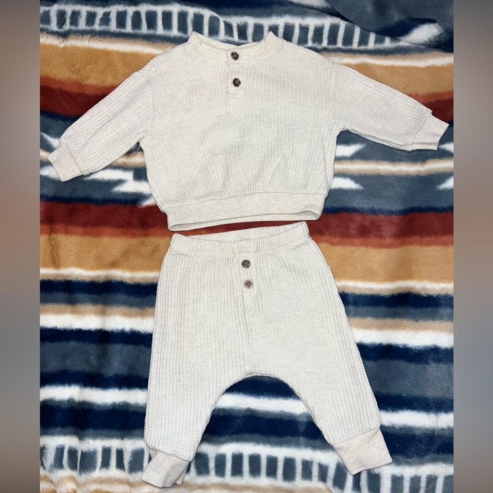 Old Navy Cream waffle knit set